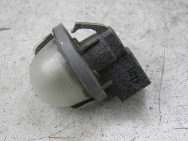 photo de ECLAIRAGE DE PLAQUE SUZUKI UH BURGMAN 125 (2002 - 2006)