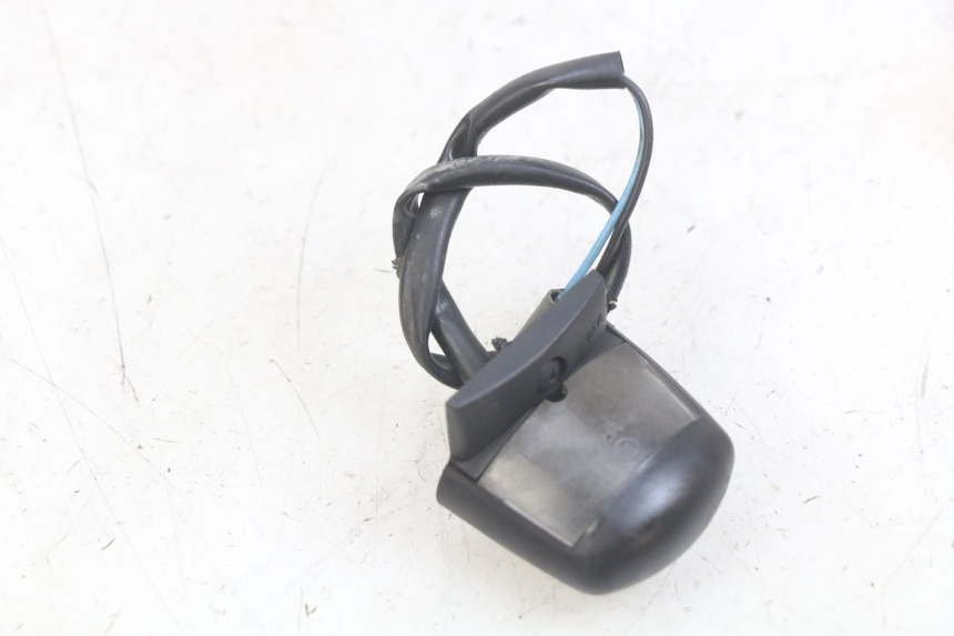 photo de ECLAIRAGE DE PLAQUE YAMAHA YP MAJESTY 125 (2007 - 2010)