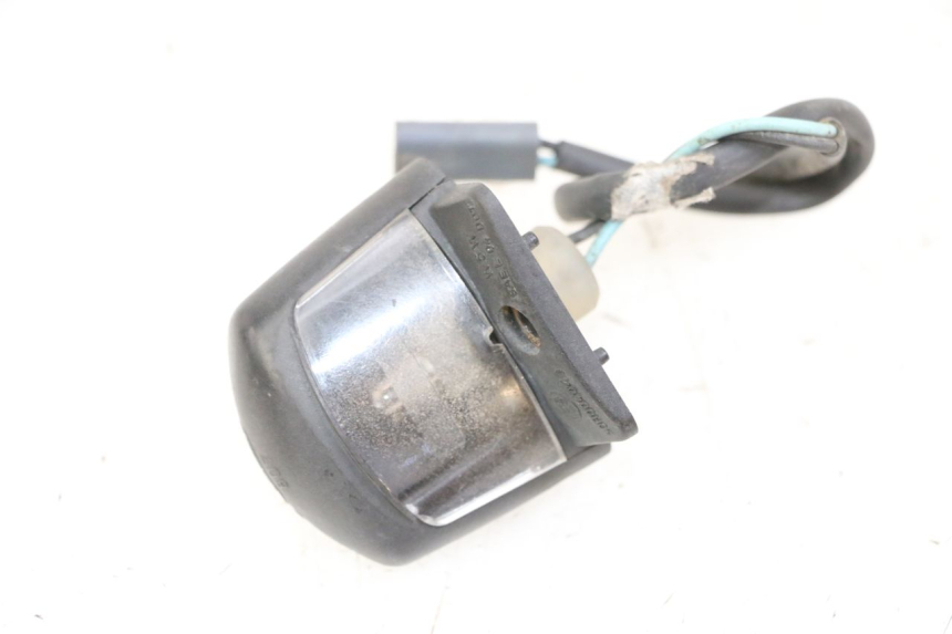 photo de ECLAIRAGE DE PLAQUE YAMAHA YP MAJESTY 125 (2002 - 2006)