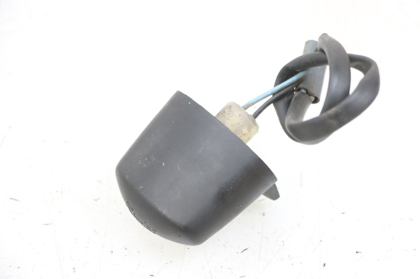 photo de ECLAIRAGE DE PLAQUE YAMAHA YP MAJESTY 125 (2002 - 2006) - Détail de la pièce