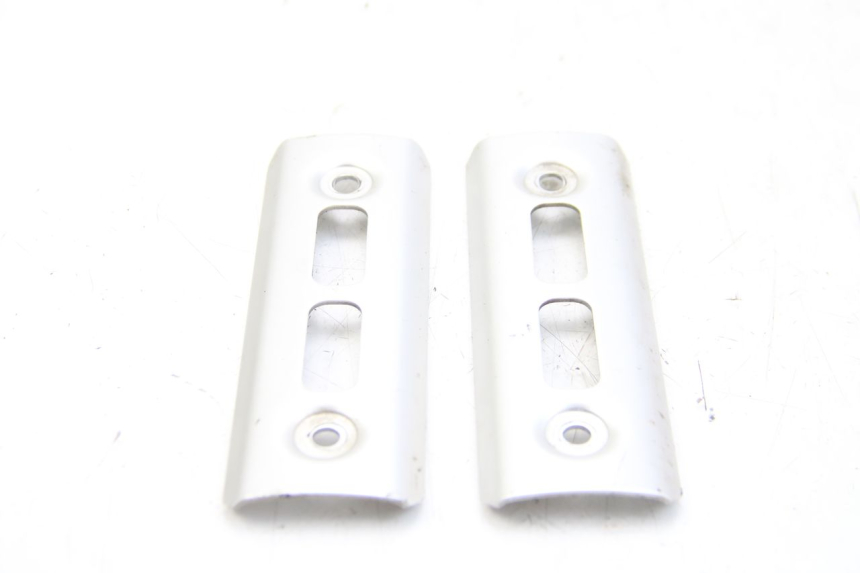 photo de ECOPE RADIATEUR YAMAHA FZS FAZER 600 (2001 - 2003)