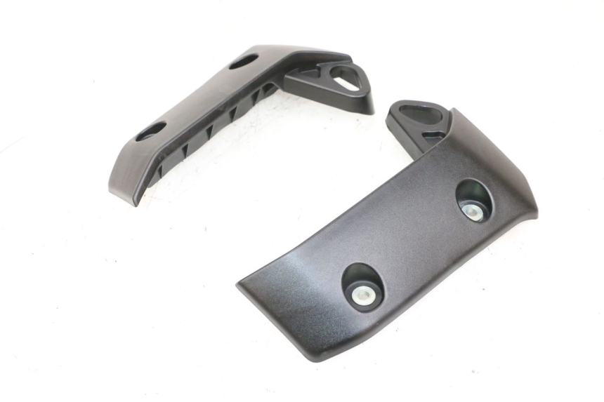 photo de ECOPE RADIATEUR YAMAHA MT-07 MT07 ABS 700 (2018 - 2020) - Détail de la pièce