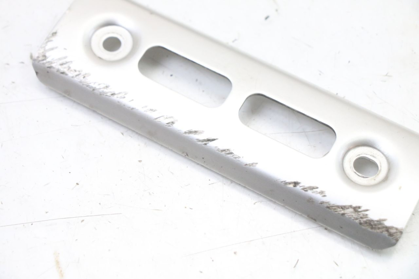 photo de ECOPE RADIATEUR YAMAHA FZS FAZER 600 (2001 - 2003)