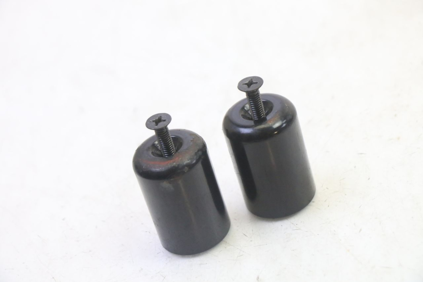 photo de EMBOUT DE GUIDON SUZUKI BURGMAN 125 (2007 - 2014)