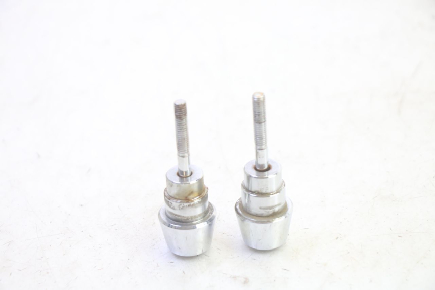 photo de EMBOUT DE GUIDON PEUGEOT DJANGO 4T 50 (2014 - 2019) - Autre angle de vue