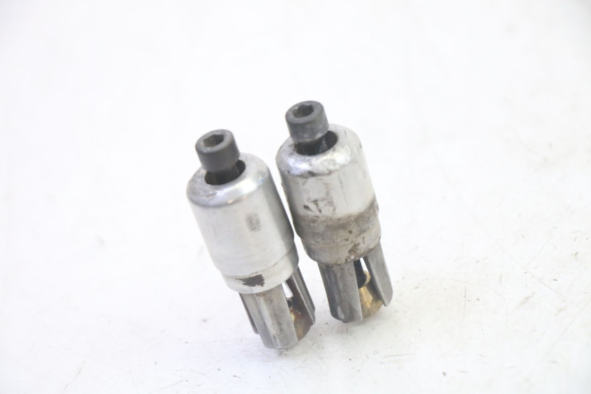 photo de EMBOUT DE GUIDON PEUGEOT ELYSTAR 50 (2002 - 2014)