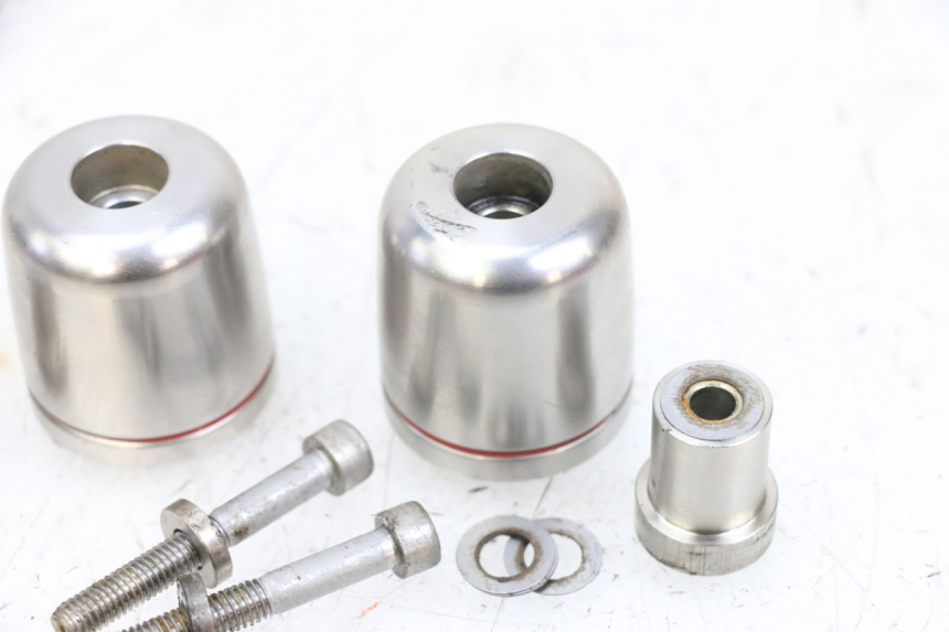 photo de EMBOUT DE GUIDON YAMAHA FJR ABS 1300 (2006 - 2012) - Points de fixation