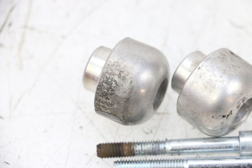 photo de EMBOUT DE GUIDON SUZUKI GSXR GSX-R 1000 (2003 - 2004) - Détail de la pièce
