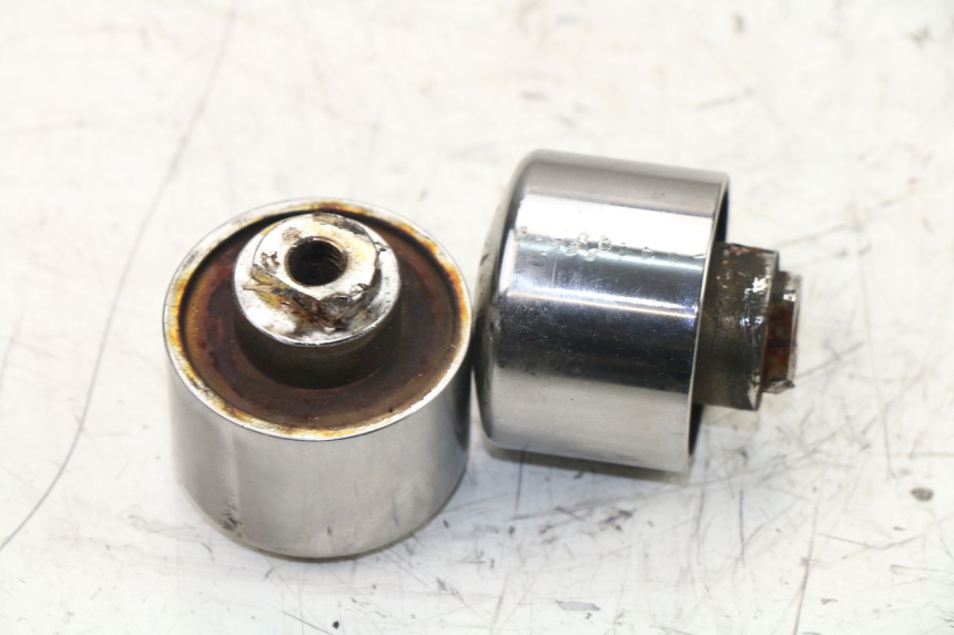 photo de EMBOUT DE GUIDON HONDA FES S-WING SWING ABS 125 (2007 - 2015)