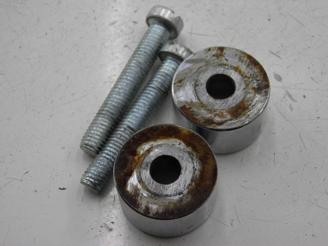 photo de EMBOUT DE GUIDON HYOSUNG COMET GT 125 (2002 - 2007) - Détail de la pièce