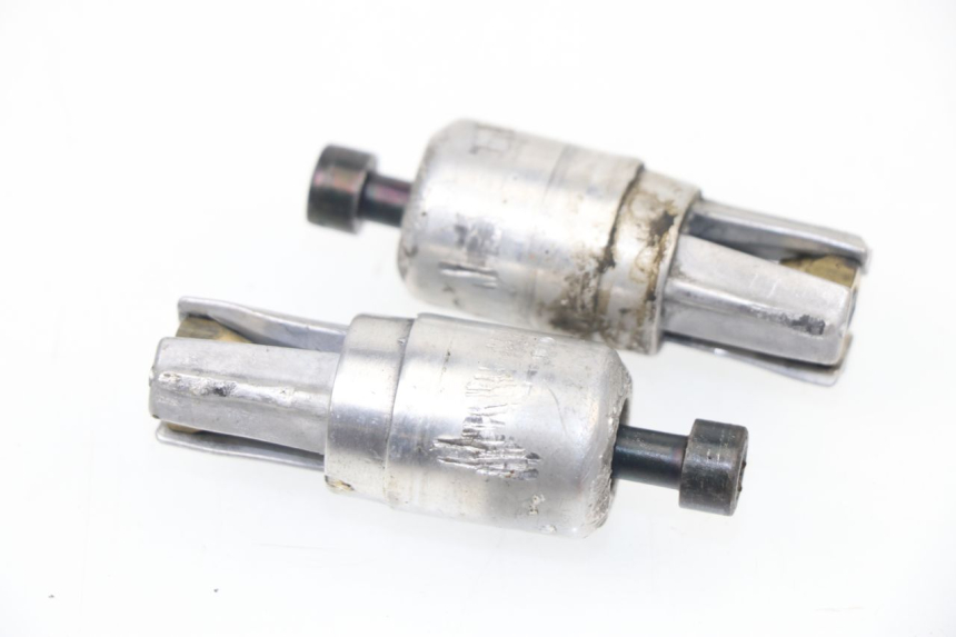 photo de EMBOUT DE GUIDON PEUGEOT LUDIX BLASTER 50 (2006 - 2014)