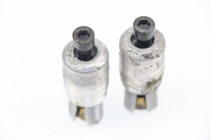 photo de EMBOUT DE GUIDON PEUGEOT LUDIX BLASTER 50 (2006 - 2014)