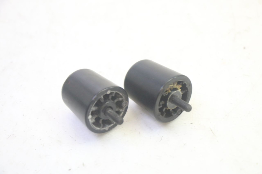 photo de EMBOUT DE GUIDON PIAGGIO MP3 HPE 350 (2018 - 2020) - Vue d’ensemble