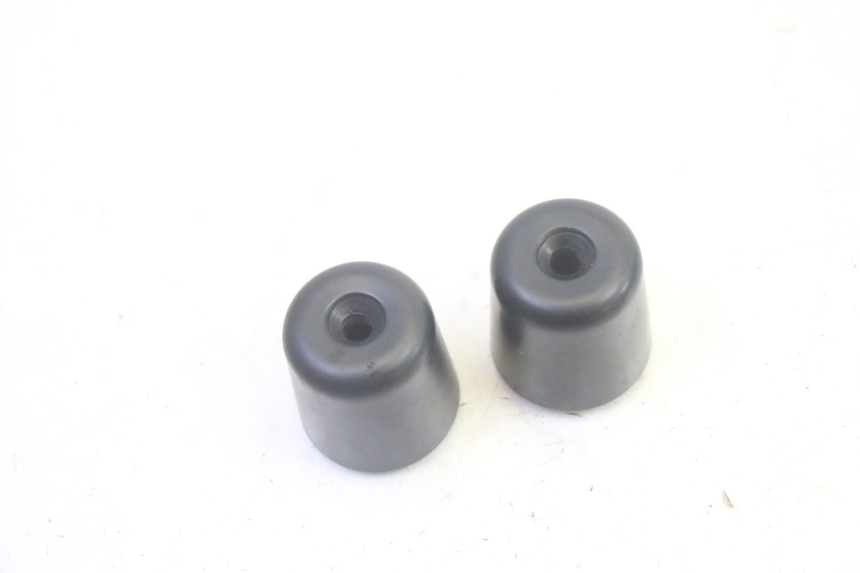 photo de EMBOUT DE GUIDON PIAGGIO MP3 500 (2016 - 2018) - Détail de la pièce