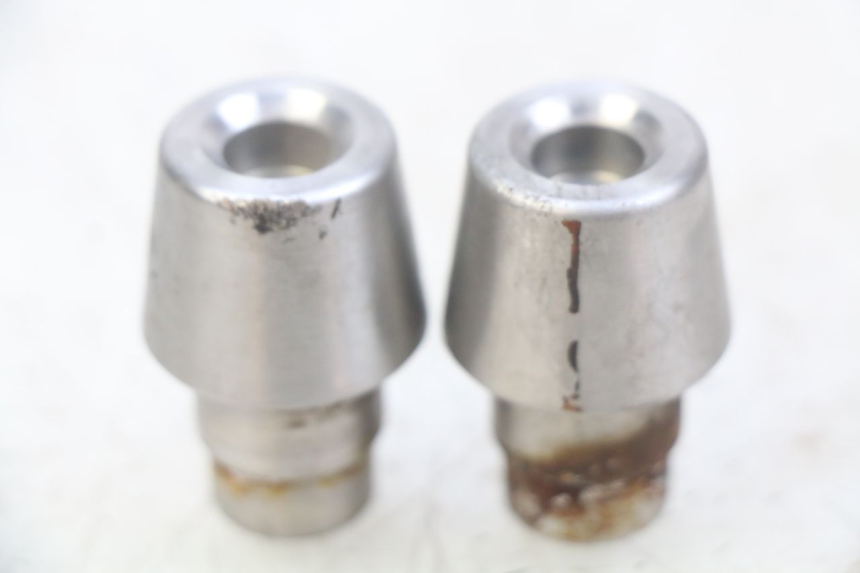 photo de EMBOUT DE GUIDON PEUGEOT CITYSTAR 125 (2011 - 2017)