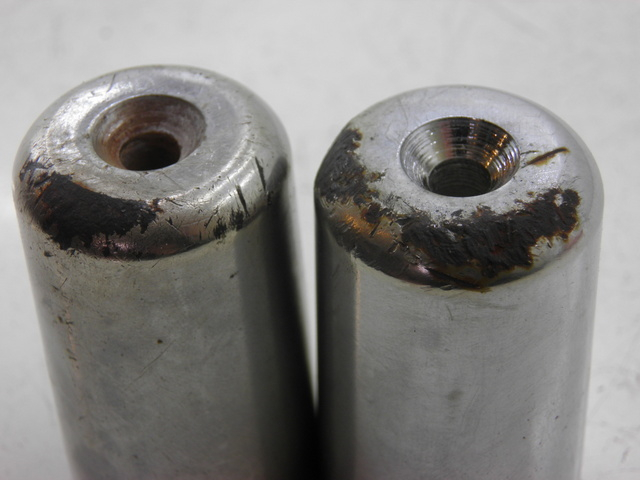 photo de EMBOUT DE GUIDON PIAGGIO LIBERTY 2T 50 (2004 - 2008) - Détail de la pièce