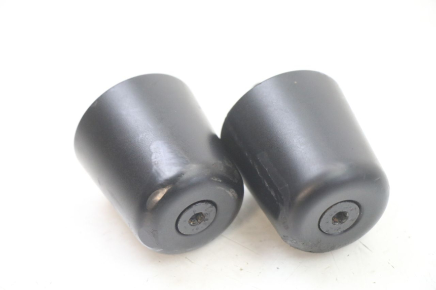 photo de EMBOUT DE GUIDON PIAGGIO MP3 500 (2014 - 2016)