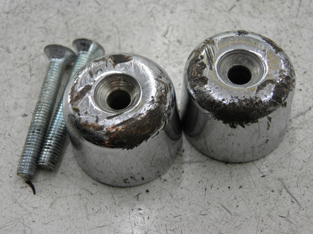 photo de EMBOUT DE GUIDON PIAGGIO MP3 RL 250 (2007 - 2010)