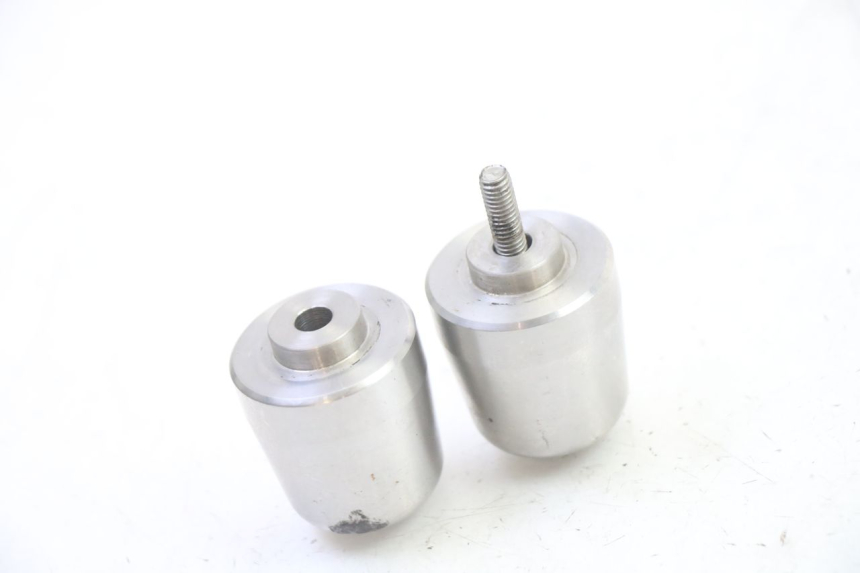 photo de EMBOUT DE GUIDON TRIUMPH SPRINT 900 (1995 - 1998)