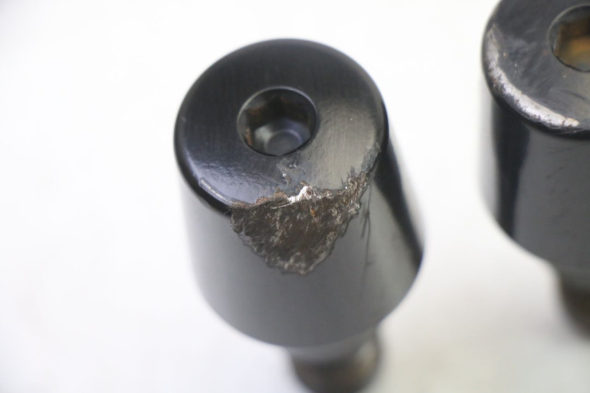 photo de EMBOUT DE GUIDON YAMAHA XJ6 ABS 600 (2008 - 2016)