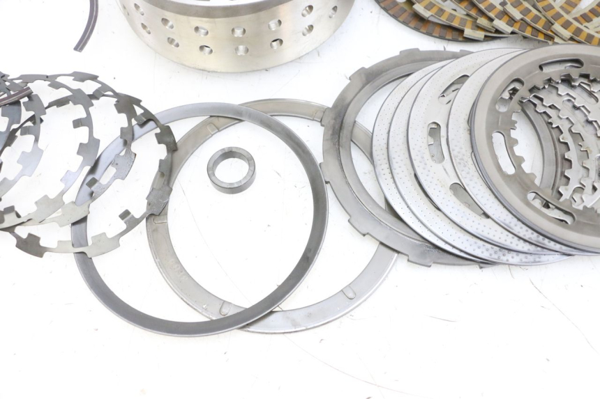 photo de EMBRAYAGE SUZUKI BURGMAN 650 (2013 - 2020)