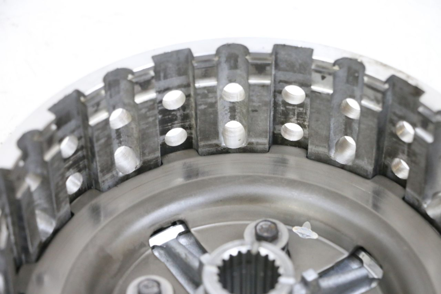 photo de EMBRAYAGE SUZUKI BURGMAN EXECUTIVE ABS 650 (2006 - 2012) - Zoom qualité