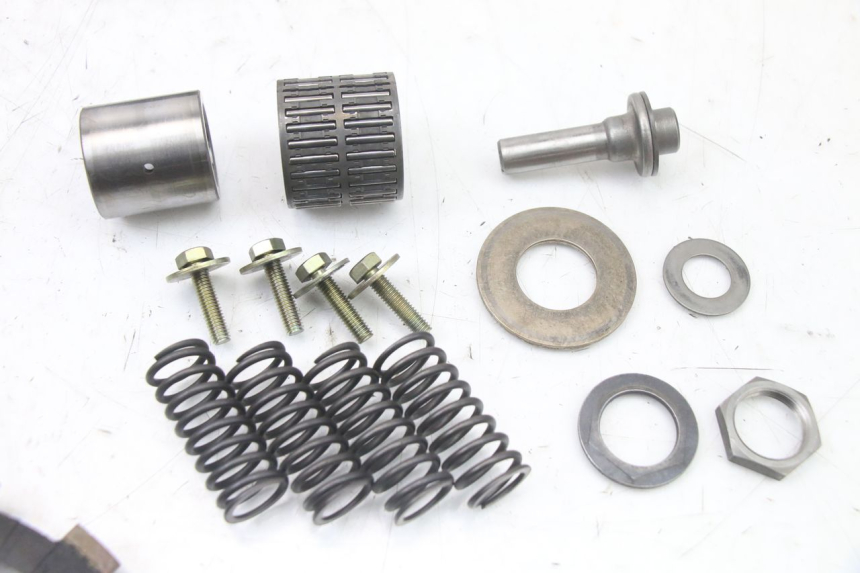 photo de EMBRAYAGE SUZUKI GSF S BANDIT 600 (2000 - 2004)