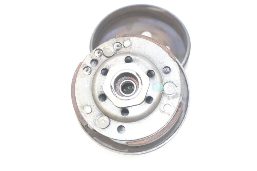 photo de EMBRAYAGE PEUGEOT KISBEE 4T 50 (2010 - 2017)