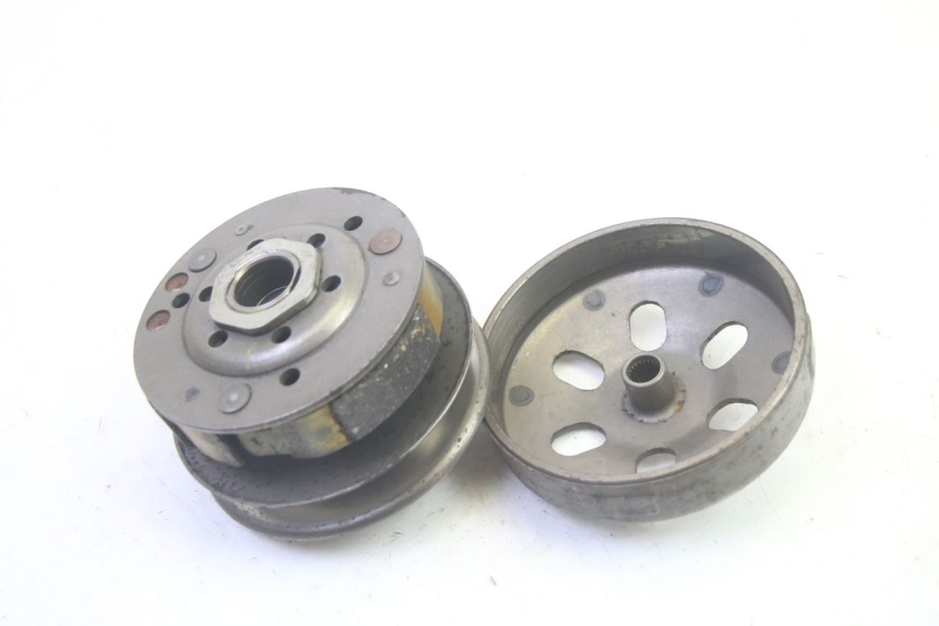 photo de EMBRAYAGE PEUGEOT KISBEE 4T 50 (2010 - 2017) - Détail de la pièce