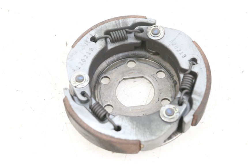 photo de EMBRAYAGE PEUGEOT KISBEE 4T 50 (2010 - 2017) - Vue d’ensemble