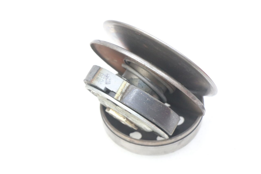 photo de EMBRAYAGE PIAGGIO VESPA PRIMAVERA 2T 50 (2013 - 2018)