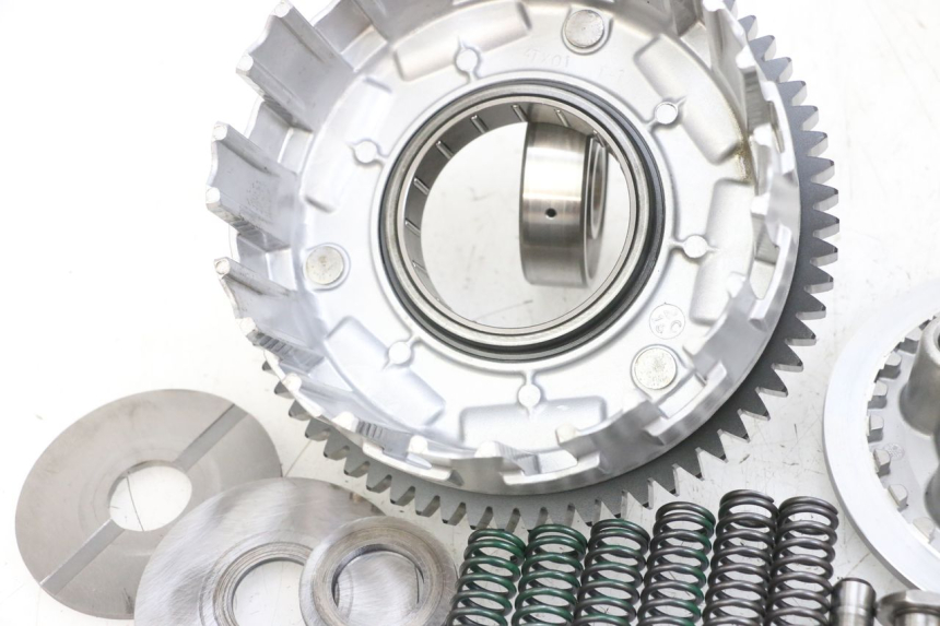 photo de EMBRAYAGE YAMAHA TDM ABS 900 (2002 - 2014) - Détail de la pièce