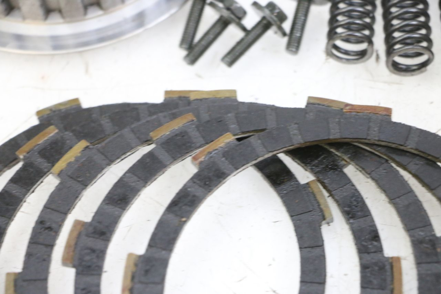 photo de EMBRAYAGE YAMAHA TTR 125 (2000 - 2020) - Inspection visuelle