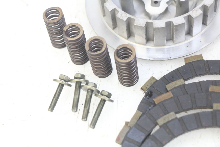 photo de EMBRAYAGE YAMAHA SR 125 (1982 - 2003)