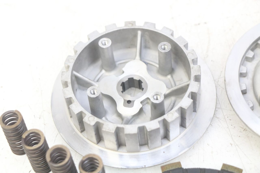 photo de EMBRAYAGE YAMAHA SR 125 (1982 - 2003)