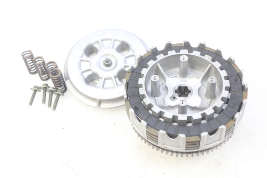 photo de EMBRAYAGE YAMAHA SR 125 (1982 - 2003)