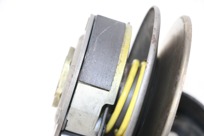 photo de EMBRAYAGE YAMAHA YP MAJESTY 125 (2002 - 2006)