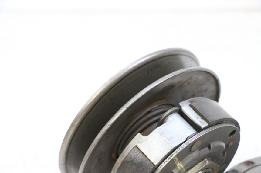 photo de EMBRAYAGE YAMAHA YP MAJESTY 125 (2002 - 2006) - Autre angle de vue