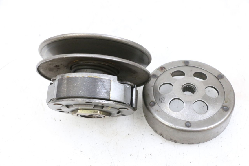 photo de EMBRAYAGE YAMAHA YP MAJESTY 125 (2002 - 2006) - Vue d’ensemble