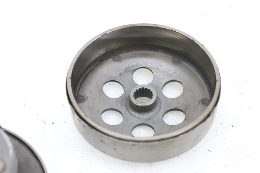 photo de EMBRAYAGE YAMAHA YP MAJESTY 125 (2002 - 2006) - État de surface