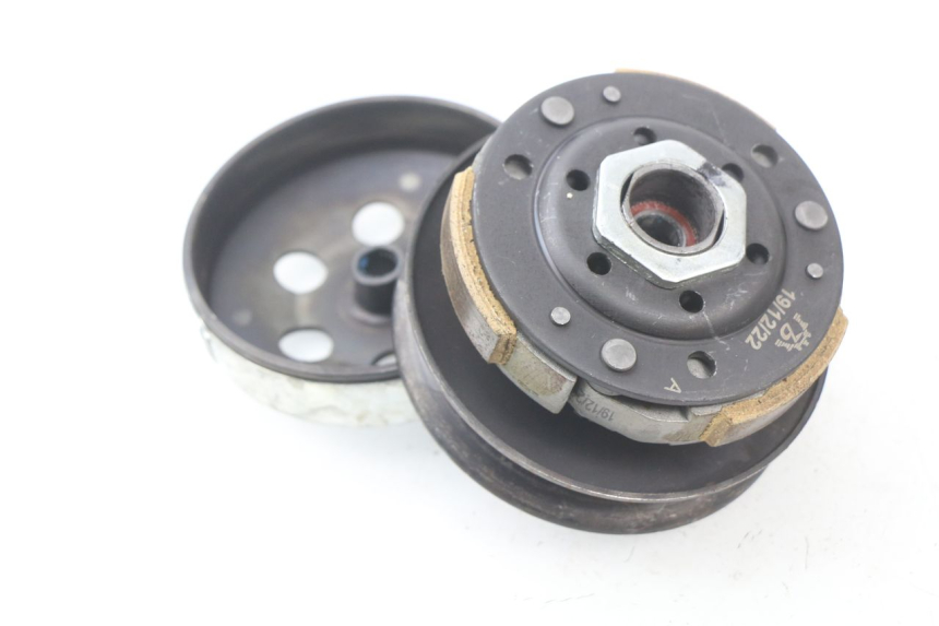 photo de EMBRAYAGE UNIVERSAL BIKE ZN50QT-11B 50 (2018 - 2021)