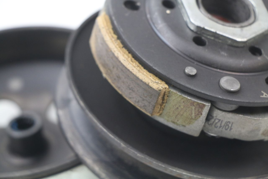 photo de EMBRAYAGE UNIVERSAL BIKE ZN50QT-11B 50 (2018 - 2021)