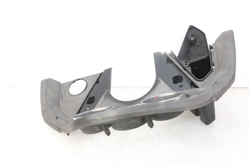 photo de ENTOURAGE COMPTEUR KYMCO DINK STREET 125 (2009 - 2014)