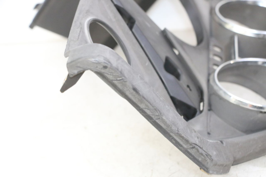 photo de ENTOURAGE COMPTEUR KYMCO DINK STREET 125 (2009 - 2014)