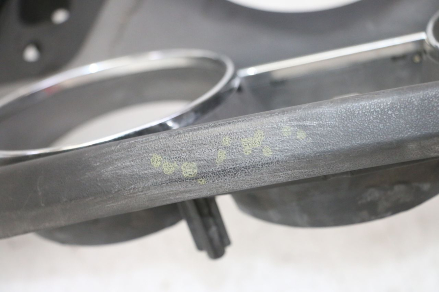 photo de ENTOURAGE COMPTEUR KYMCO DINK STREET 125 (2009 - 2014)