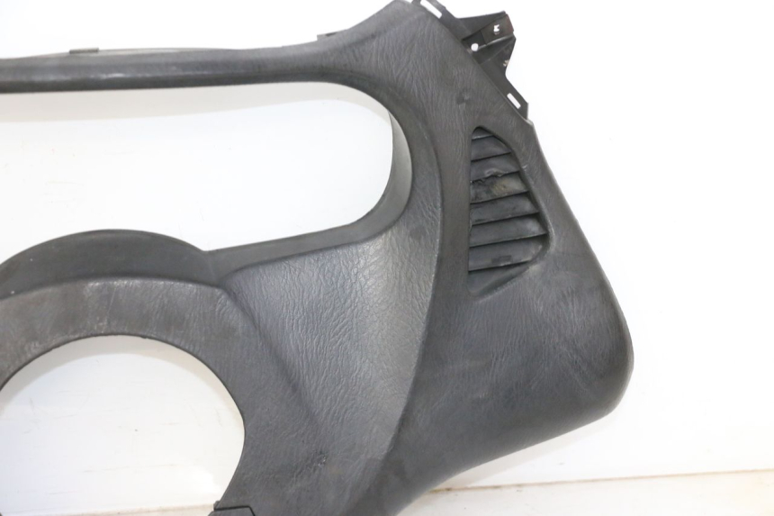 photo de ENTOURAGE COMPTEUR HONDA FES S-WING SWING ABS 125 (2007 - 2015)