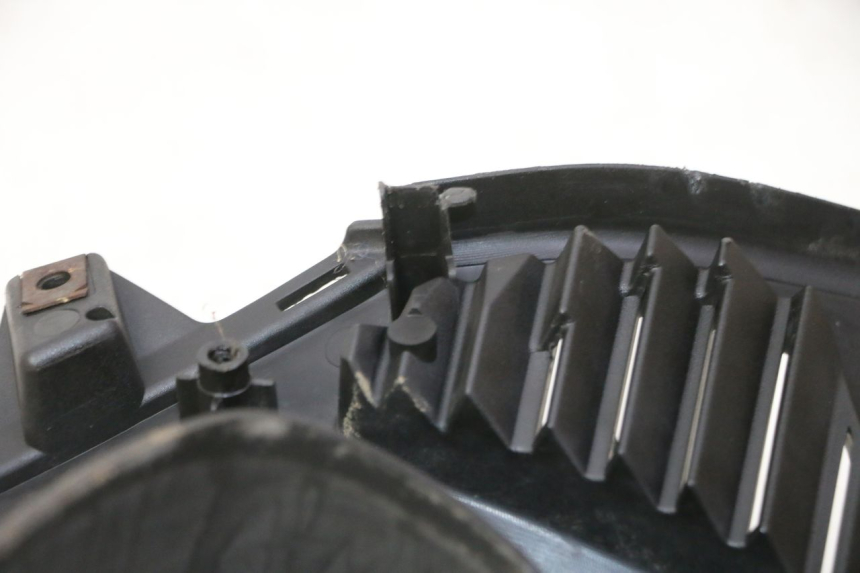 photo de ENTOURAGE COMPTEUR HONDA FES S-WING SWING ABS 125 (2007 - 2015)