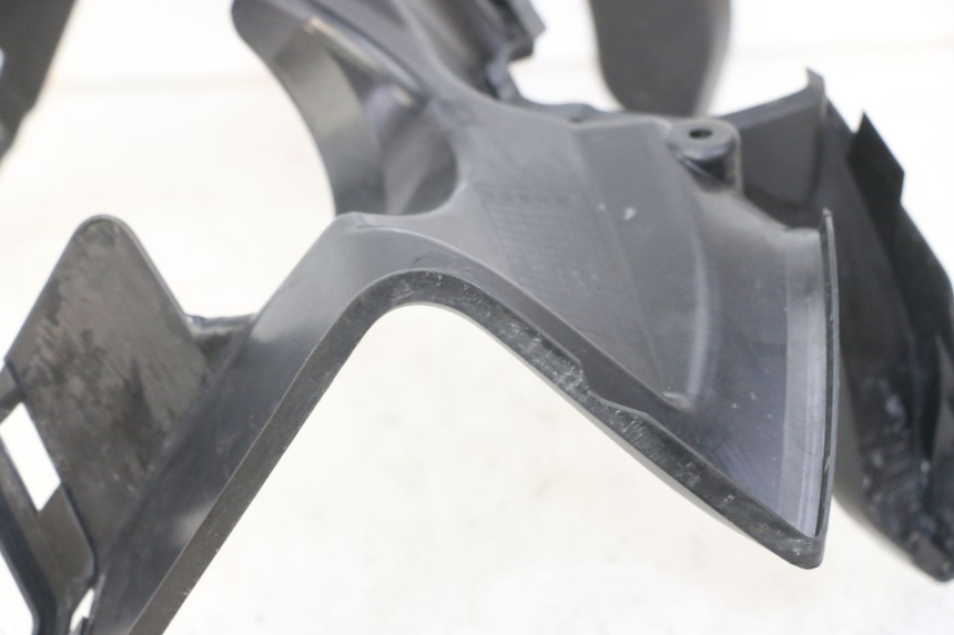 photo de ENTOURAGE COMPTEUR YAMAHA FZ6 FAZER S2 600 (2007 - 2011)