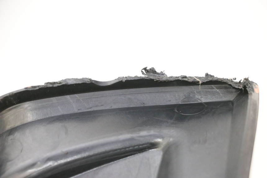 photo de ENTOURAGE COMPTEUR YAMAHA FZ6 FAZER S2 600 (2007 - 2011)