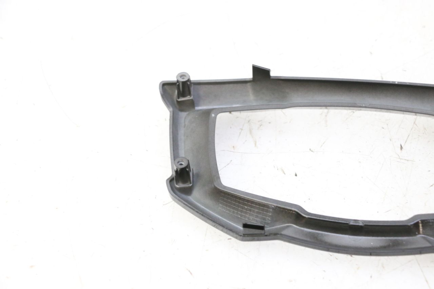 photo de ENTOURAGE COMPTEUR PIAGGIO MP3 HPE 310 (2024 - 2025)